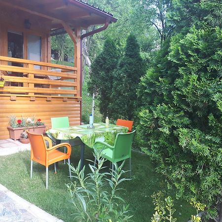 Obiteljski Apartman Borovi Visoko Buitenkant foto