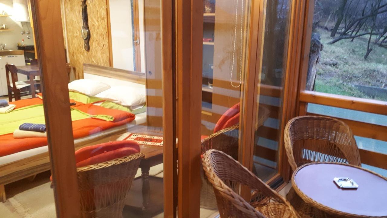 Obiteljski Apartman Borovi Visoko Buitenkant foto